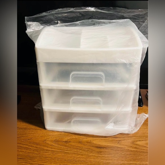 White Make up Stackable Storage Organizer - Picture 5 of 5